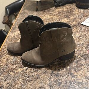 Born women’s booties gray size 8 1/2